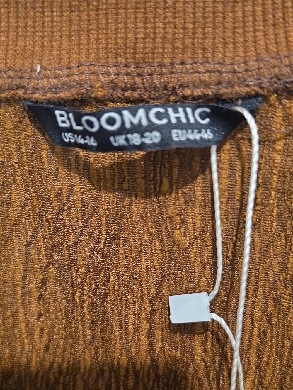 NEW Bloomchic Chocolate Brown Textured Stretchy Knit Top 1x - Picture 2 of 6
